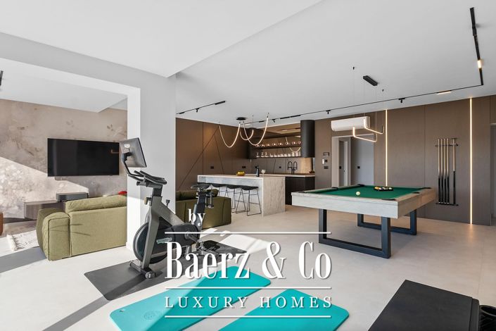 Image No.15-5 Bed Villa for sale