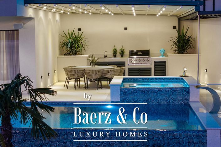 Image No.20-5 Bed Villa for sale