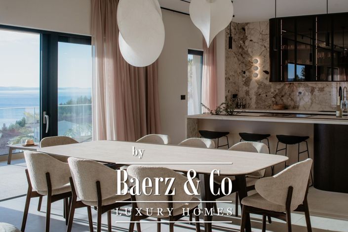 Image No.9-5 Bed Villa for sale