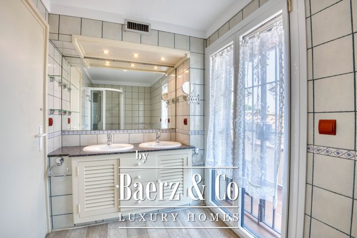 Image No.34-7 Bed Villa for sale