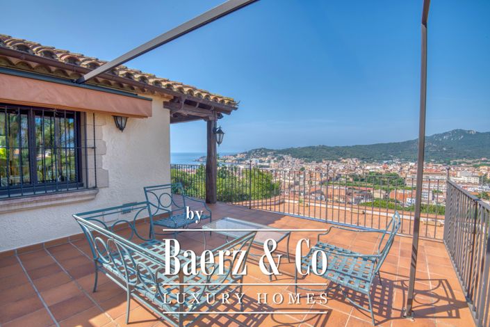 Image No.37-7 Bed Villa for sale