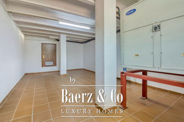 Image No.39-7 Bed Villa for sale