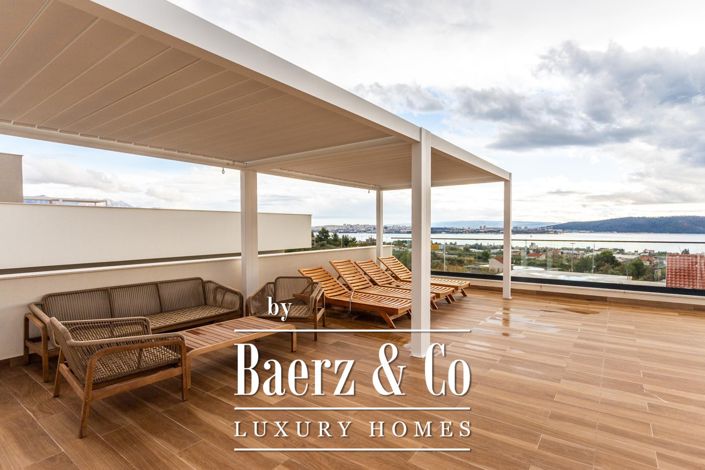 Image No.28-4 Bed Villa for sale