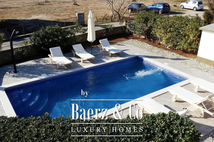 Image No.2-4 Bed Townhouse for sale