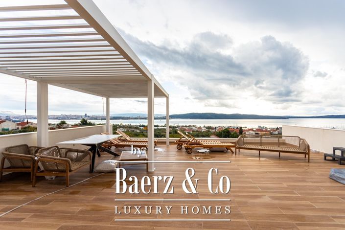 Image No.26-4 Bed Villa for sale