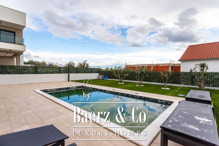 Image No.33-4 Bed Villa for sale