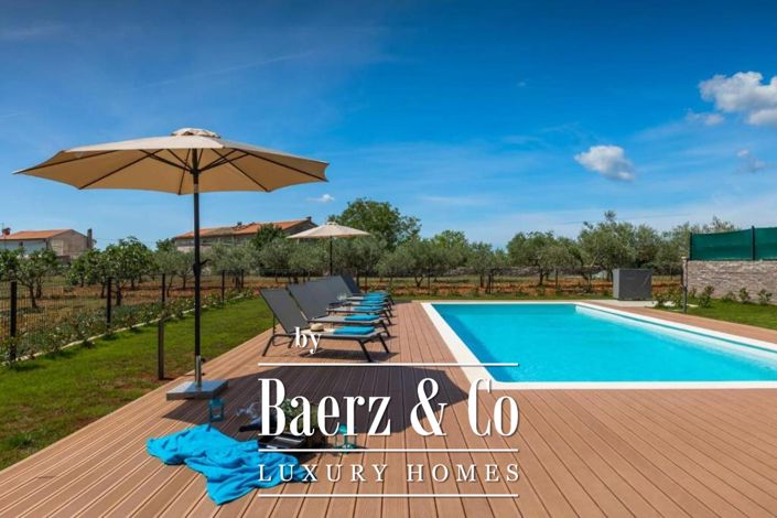 Image No.9-Maison de ville de 5 chambres à vendre à Svetvincenat