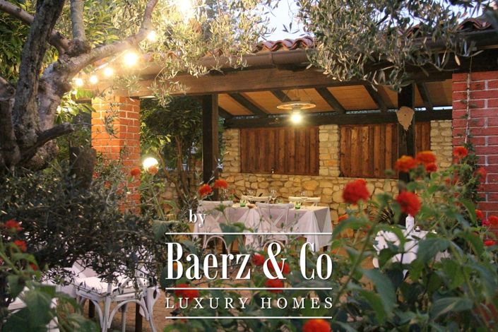 Image No.15-11 Bed House for sale