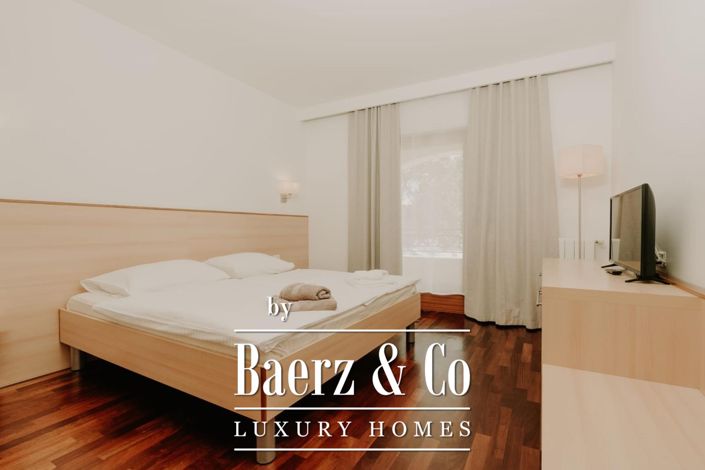 Image No.17-11 Bed House for sale