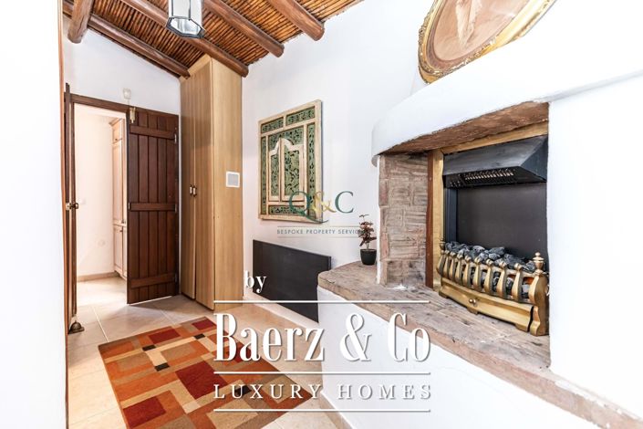 Image No.4-2 Bed Villa for sale