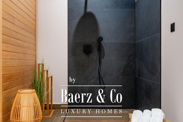 Image No.32-4 Bed Townhouse for sale