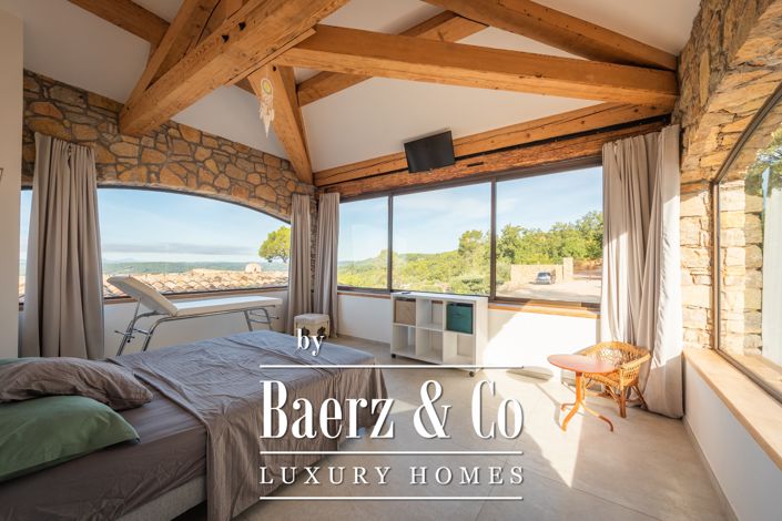 Image No.16-5 Bed Villa for sale