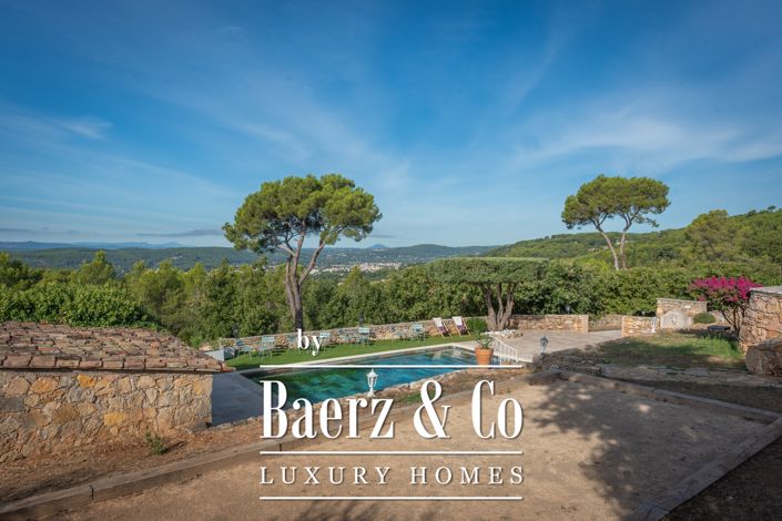 Image No.3-5 Bed Villa for sale