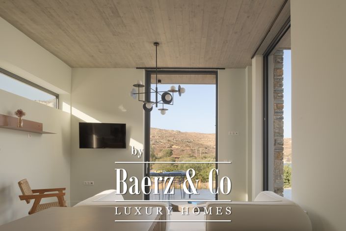 Image No.6-4 Bed Villa for sale