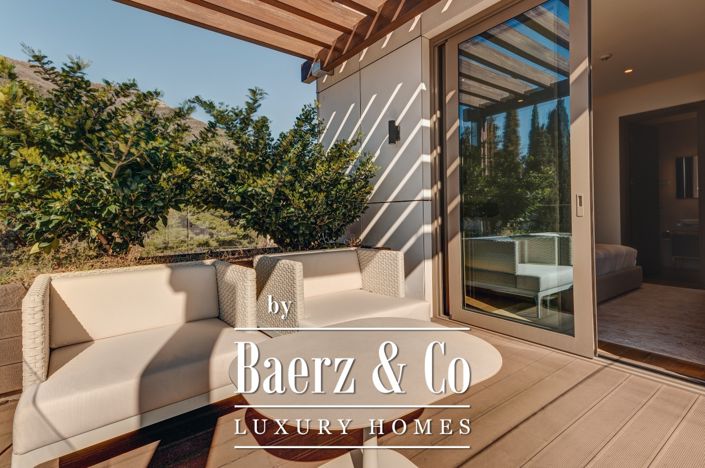 Image No.9-4 Bed Property for sale