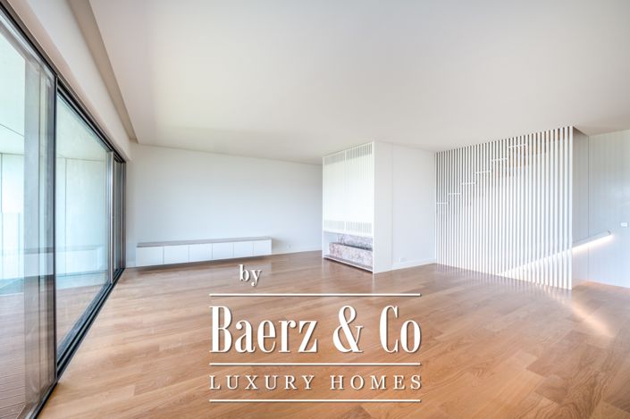 Image No.12-4 Bed House for sale