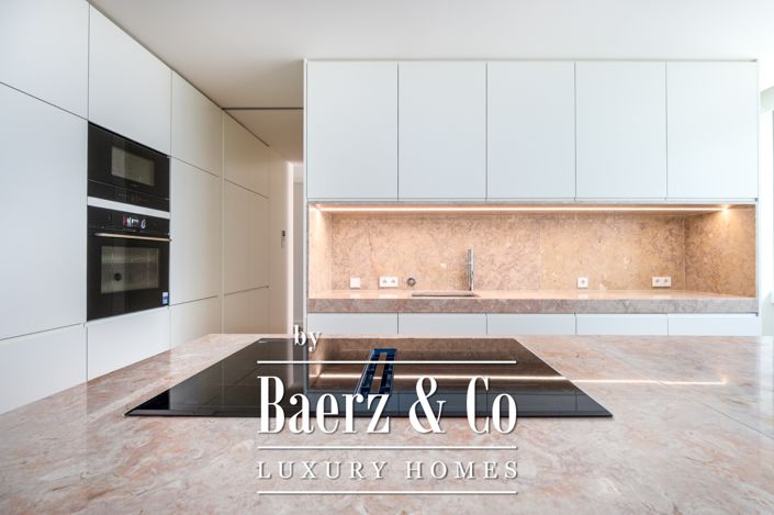 Image No.22-4 Bed House for sale