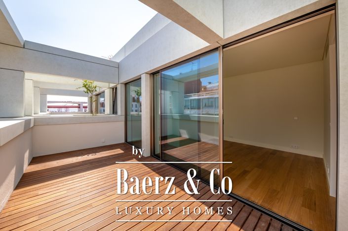 Image No.28-4 Bed House for sale