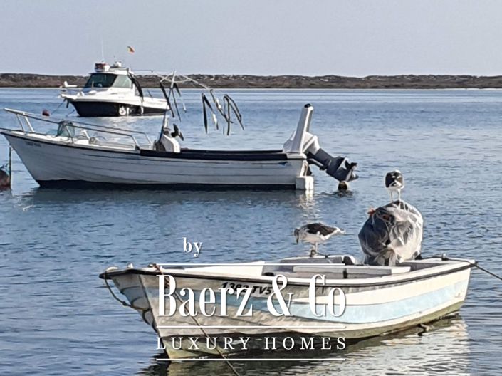 Image No.22-5 Bed House for sale