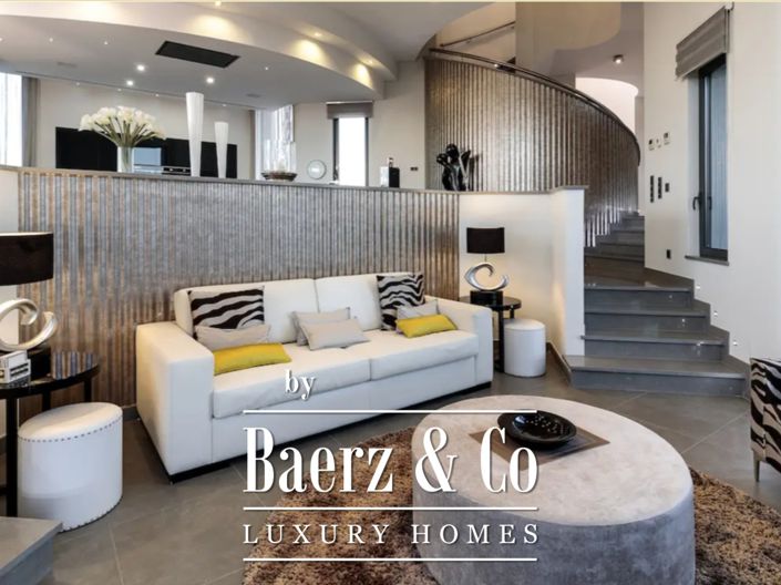 Image No.5-5 Bed House for sale