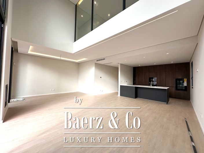 Image No.11-4 Bed House for sale