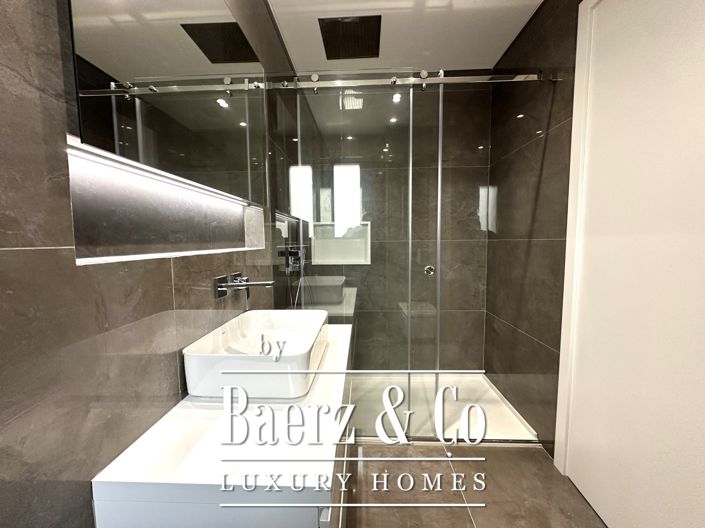 Image No.35-4 Bed House for sale