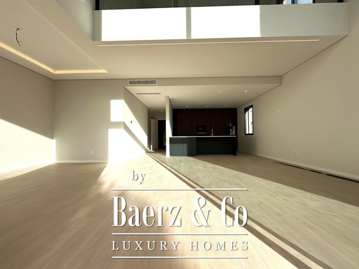 Image No.12-4 Bed House for sale