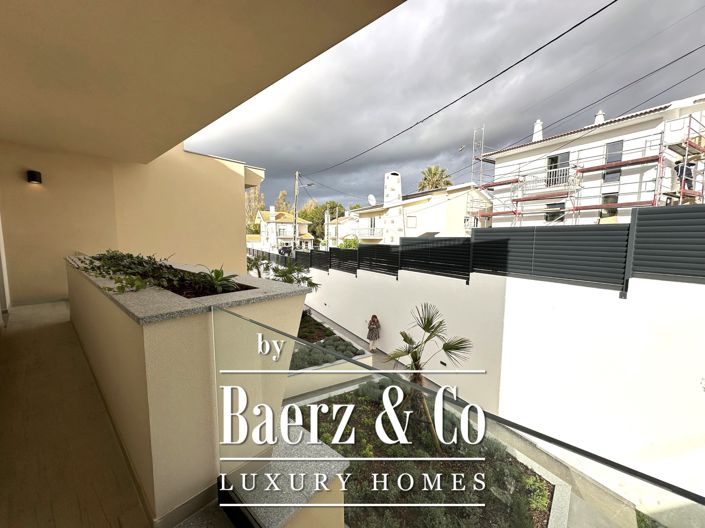 Image No.32-4 Bed House for sale