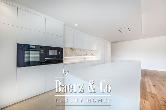 Image No.20-4 Bed Apartment for sale