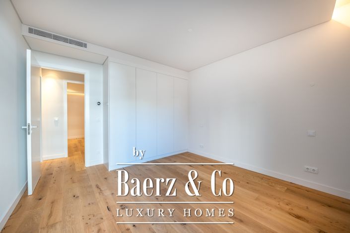 Image No.32-4 Bed Apartment for sale