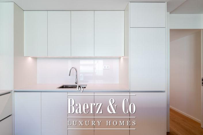 Image No.17-3 Bed Apartment for sale