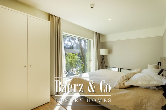 Image No.25-3 Bed Apartment for sale