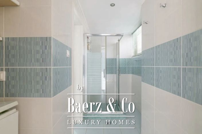 Image No.14-7 Bed Property for sale