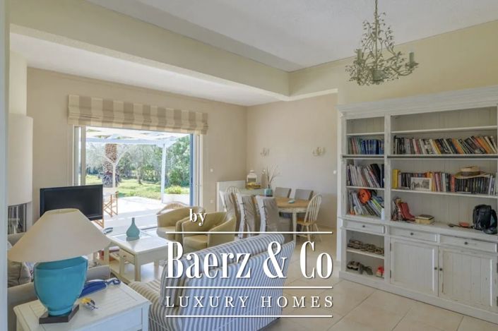 Image No.19-7 Bed Property for sale