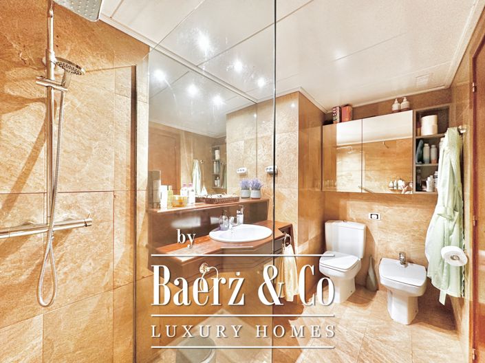 Image No.30-4 Bed Apartment for sale