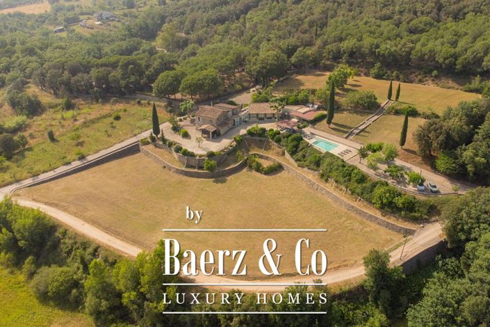 Image No.31-5 Bed Property for sale