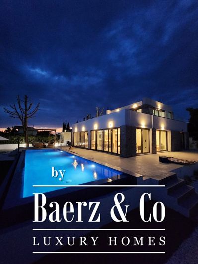 Image No.2-4 Bed Villa for sale