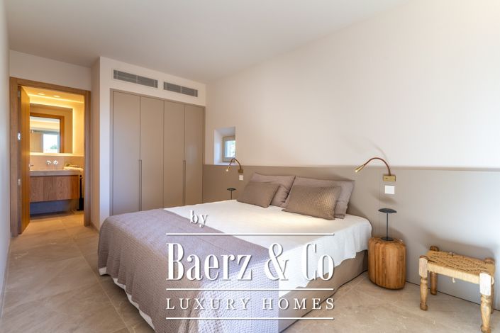 Image No.7-3 Bed Country House for sale