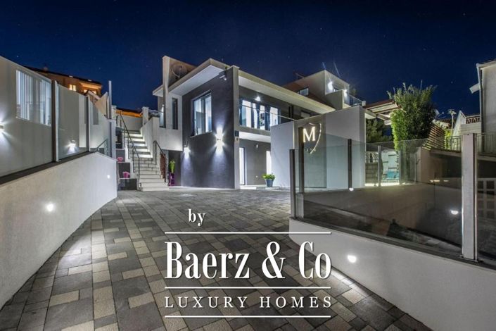 Image No.3-4 Bed Townhouse for sale