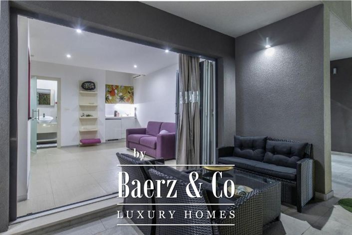 Image No.30-4 Bed Townhouse for sale