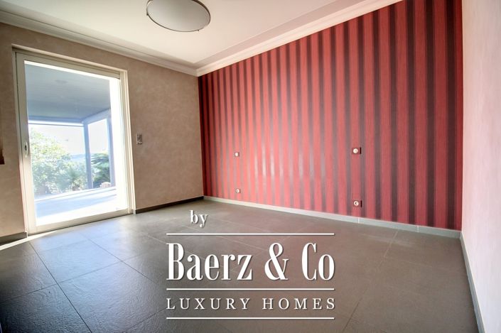 Image No.9-2 Bed Villa for sale