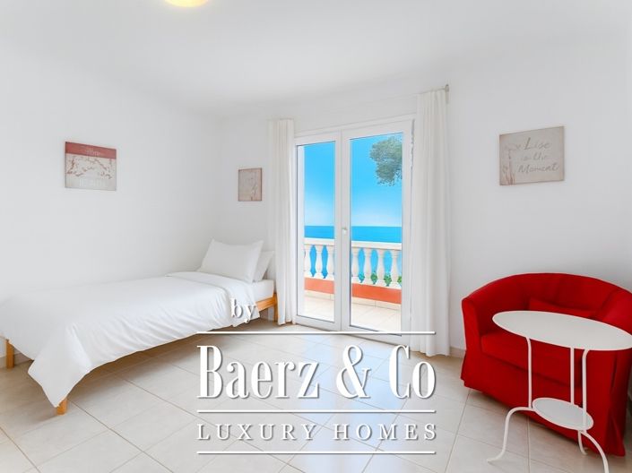 Image No.11-10 Bed Villa for sale