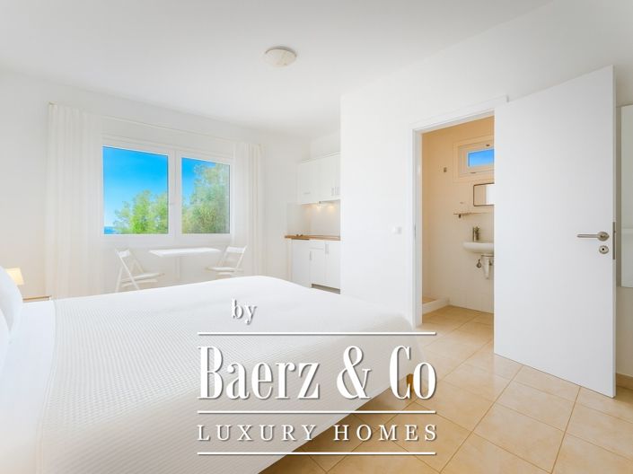 Image No.36-10 Bed Villa for sale