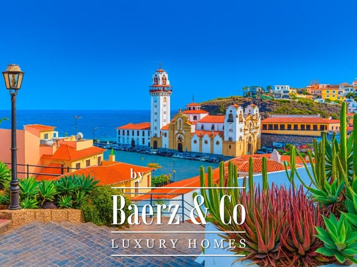 Image No.47-10 Bed Villa for sale