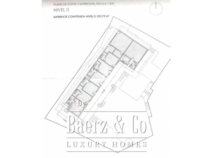 Image No.51-10 Bed Villa for sale