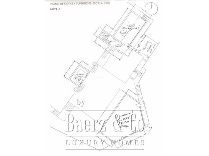 Image No.54-10 Bed Villa for sale