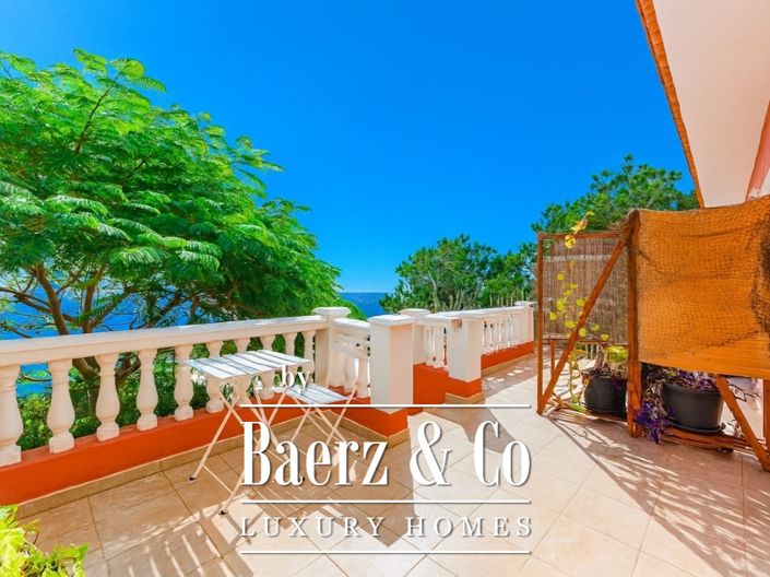 Image No.6-10 Bed Villa for sale