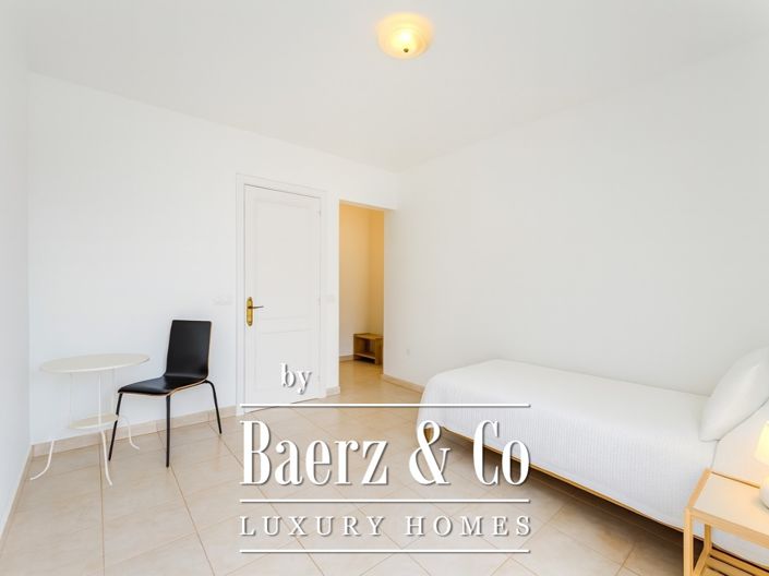 Image No.9-10 Bed Villa for sale