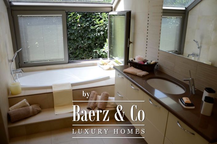 Image No.17-6 Bed Villa for sale