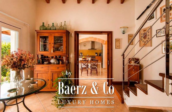 Image No.11-4 Bed Property for sale